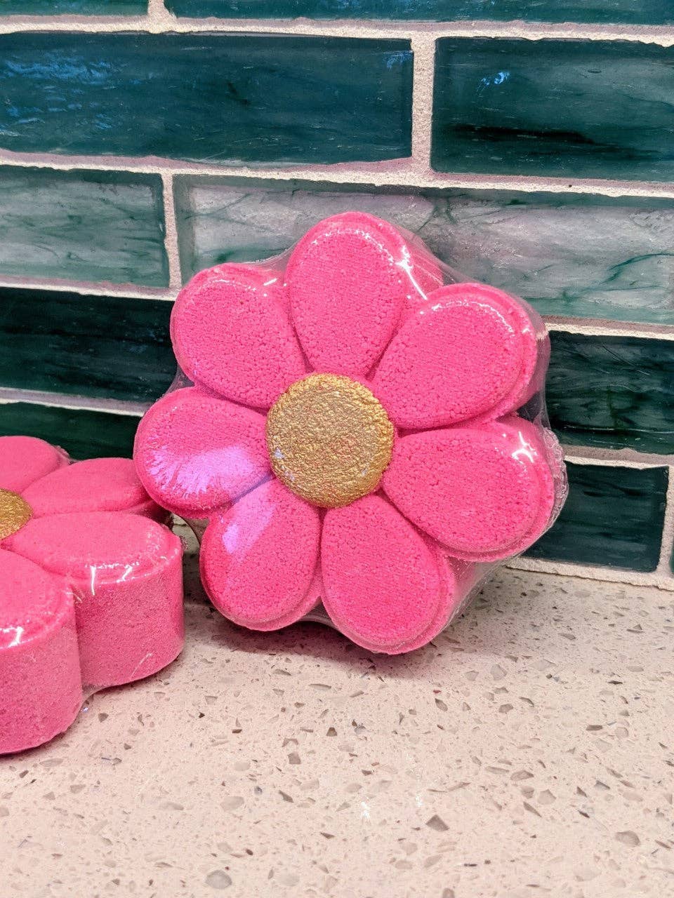 Pink Petals Bath Bomb