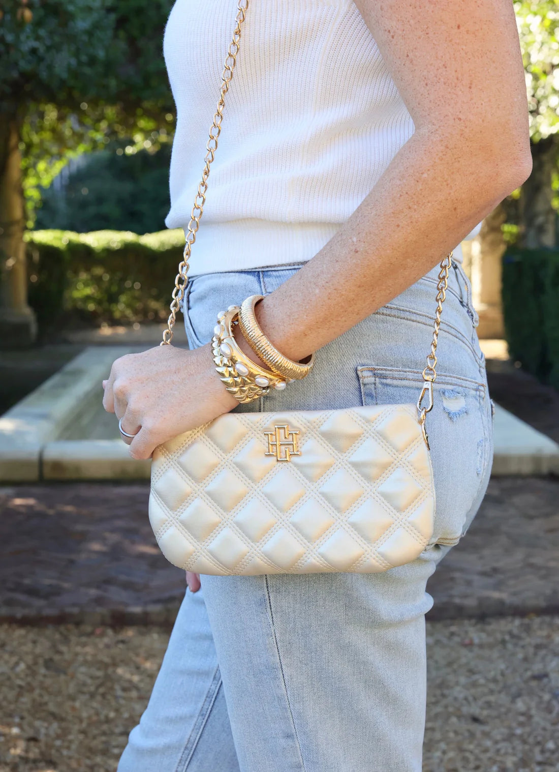 Livi Crossbody Diamond Quilted