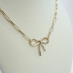 Dainty Bow Paperclip Chain Necklace in Gold