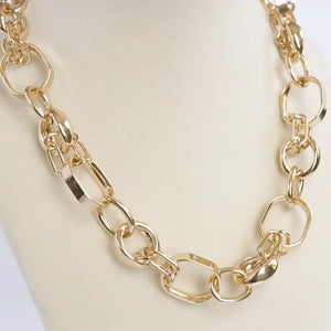 Chunky Gold Links Chain Necklace